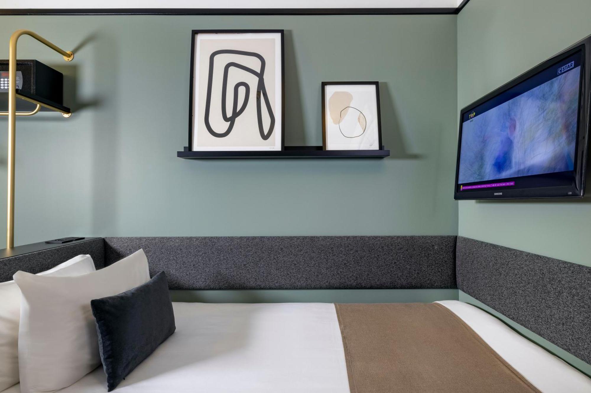 Palais De Chaillot Hotel